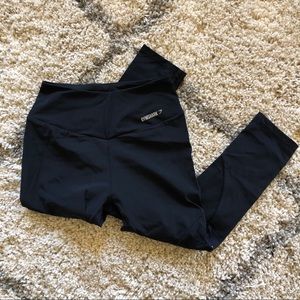 GymShark capri-length workout leggings